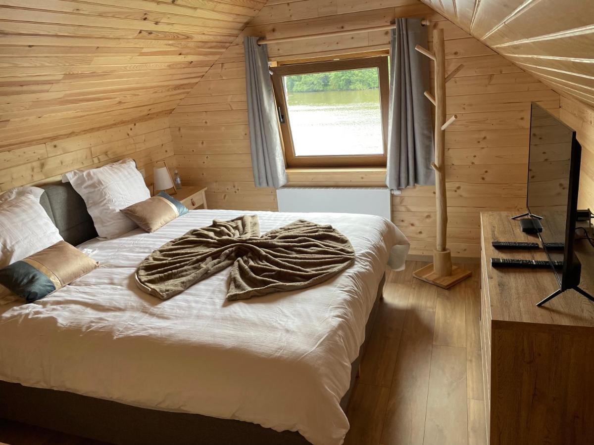 La Petite Maison Au Bord De L'Eau Hastiere-par-dela Eksteriør billede